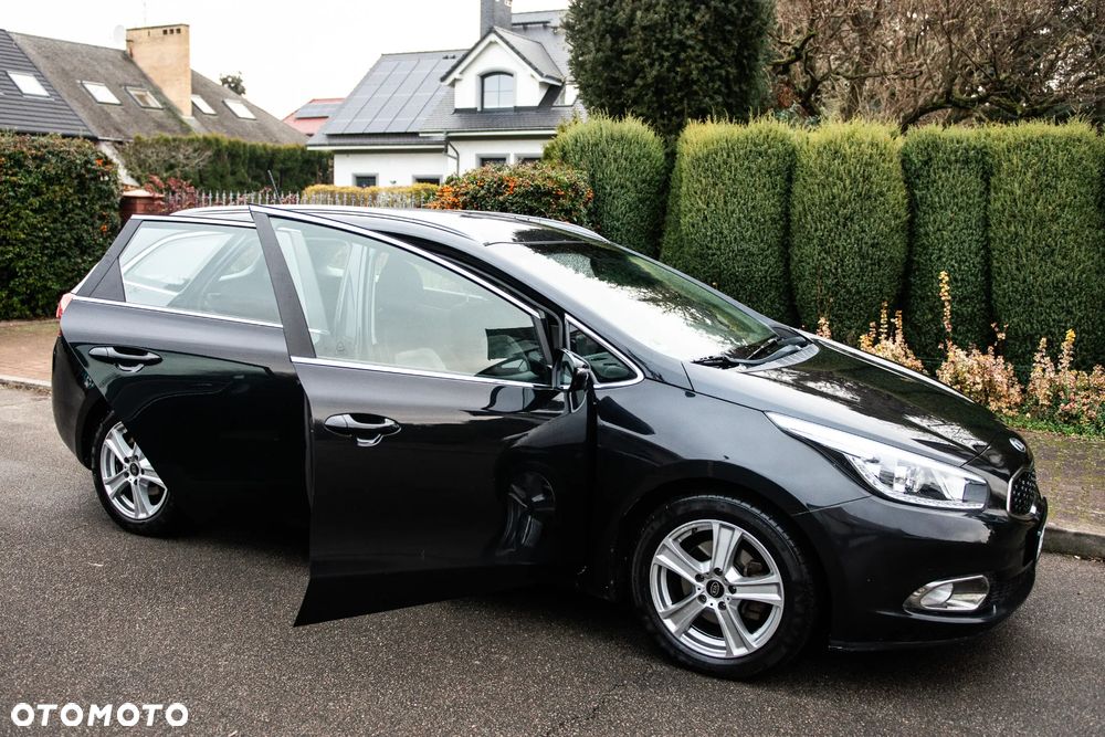 Kia Ceed 1.6 GDI Dream-Team Edition - 7