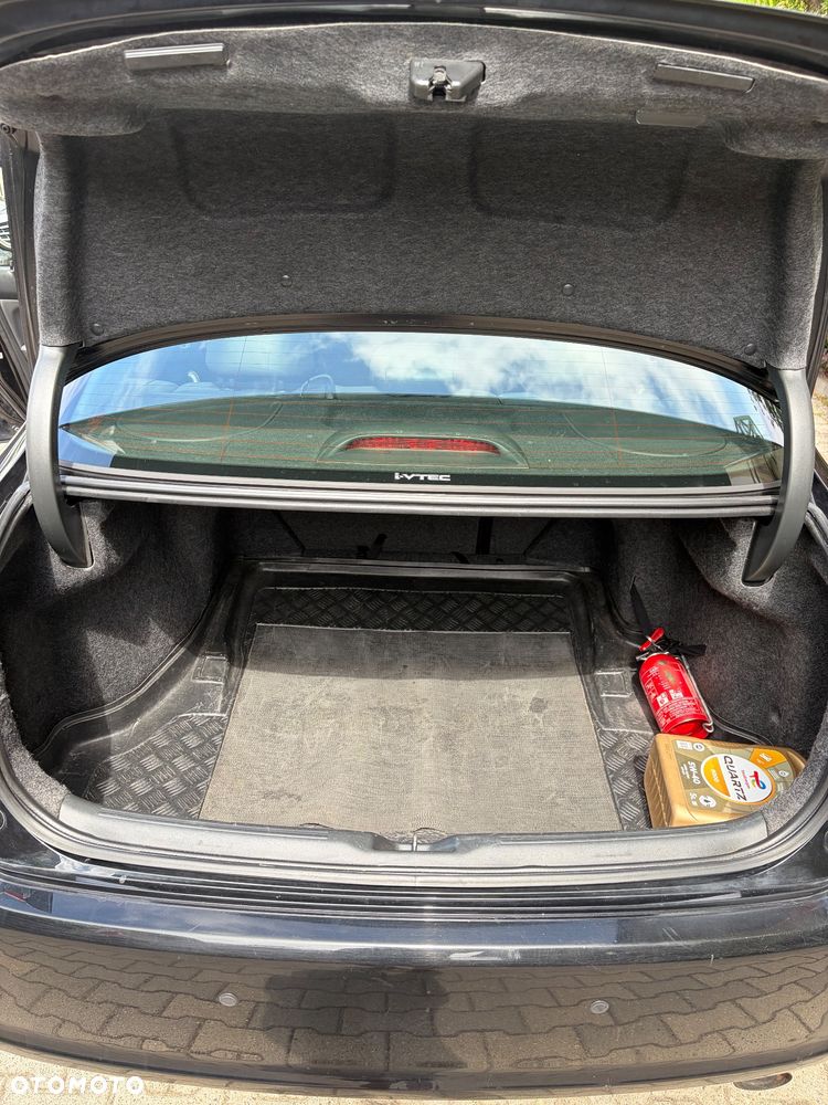 Honda Accord 2.0 Comfort - 12