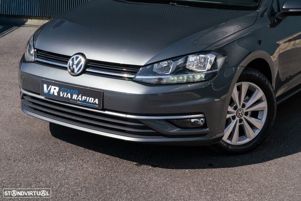 VW Golf 1.6 TDI Confortline - 23