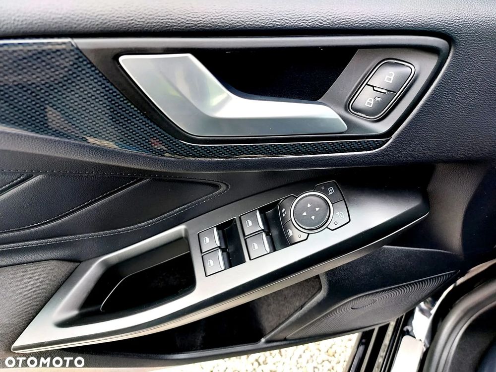 Ford Focus - 11