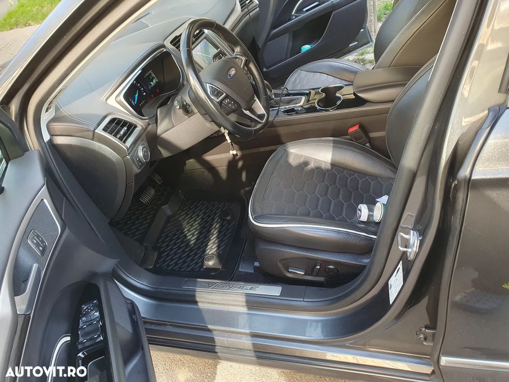 Ford Mondeo 2.0 HEV Vignale - 2