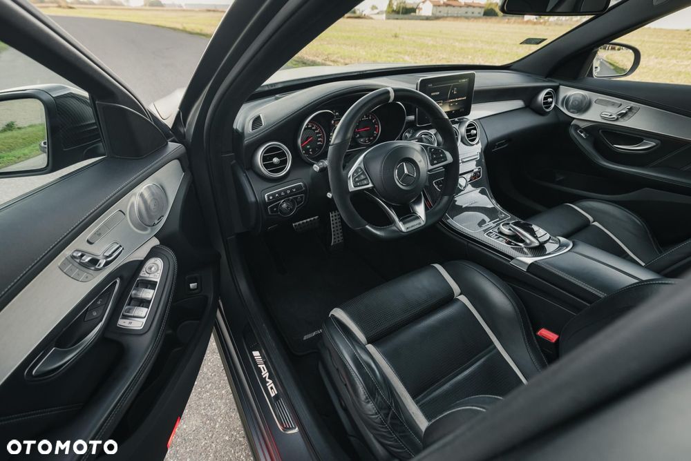 Mercedes-Benz Klasa C AMG 63 S - 13