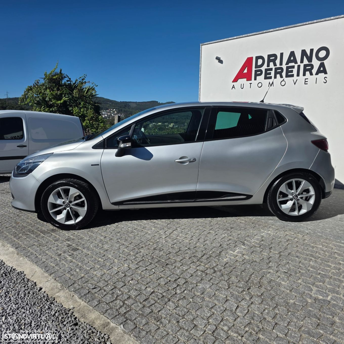 Renault Clio 1.5 dCi Limited - 11