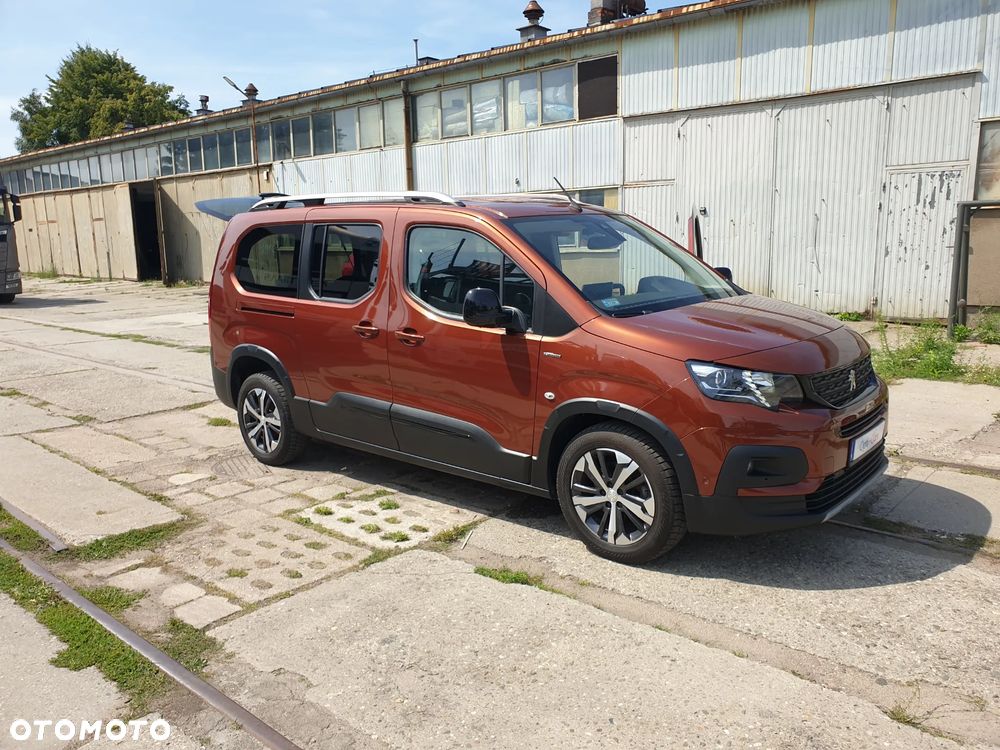 Peugeot Rifter - 17