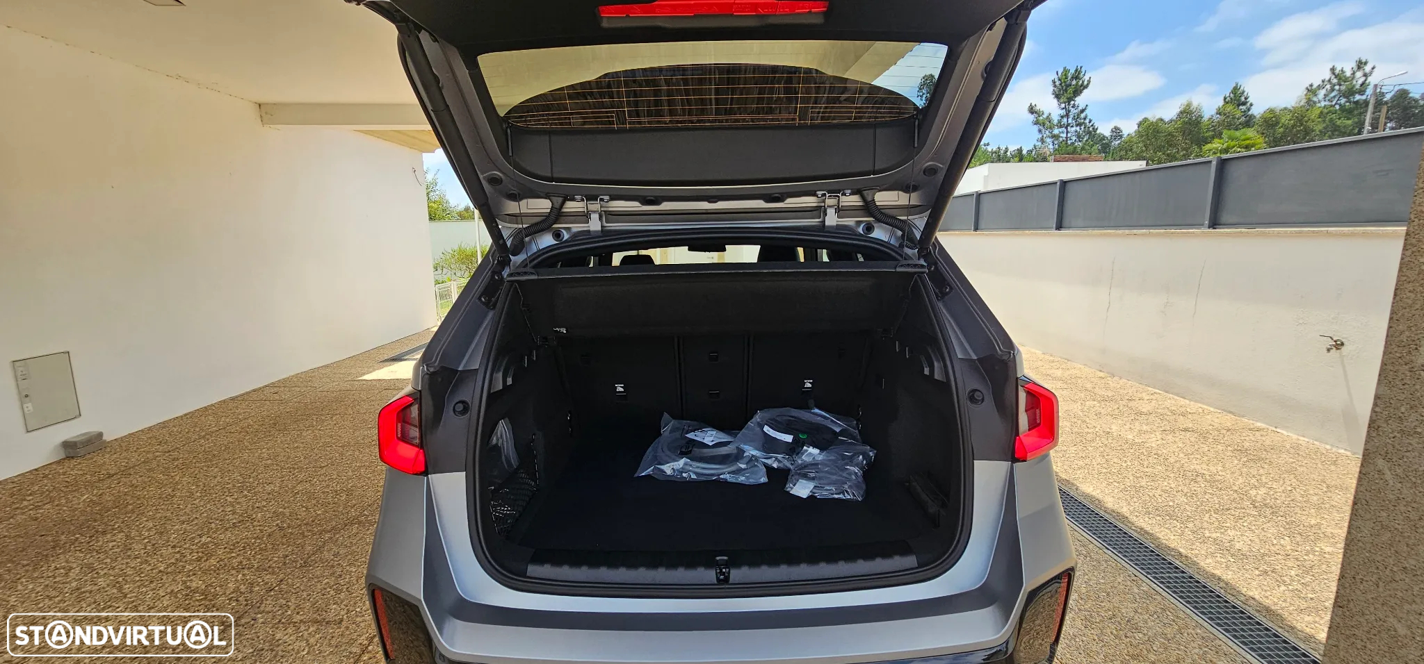 BMW iX1 eDrive20 Pack Desportivo M Pro - 13
