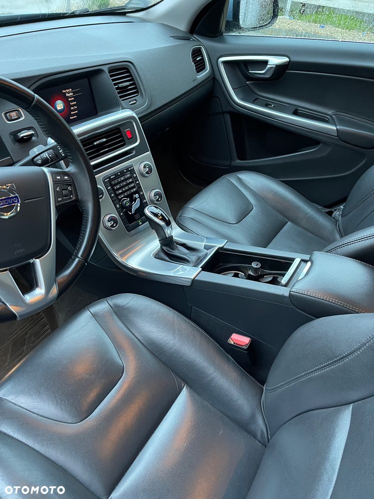 Volvo S60 CC D4 Drive-E Momentum - 8