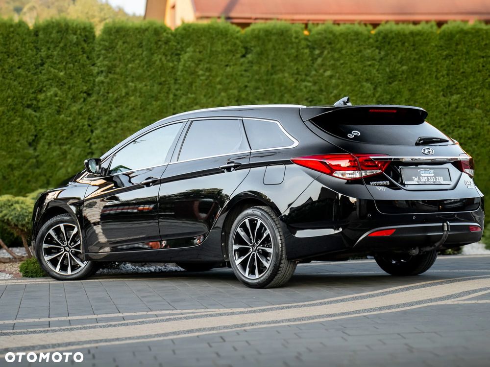 Hyundai i40 Kombi 1.7 CRDi Premium - 4