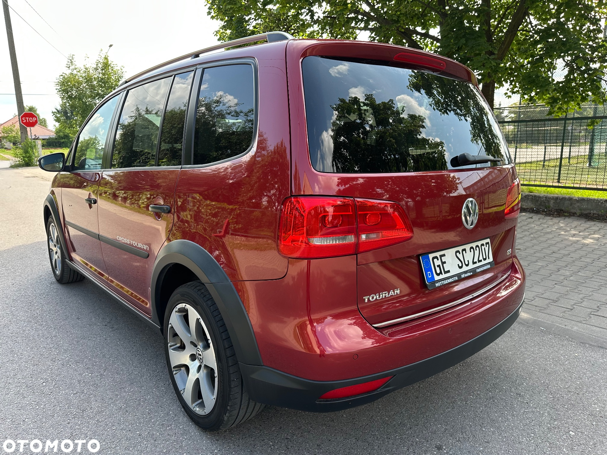 Volkswagen Touran 1.4 TSI Cross - 4