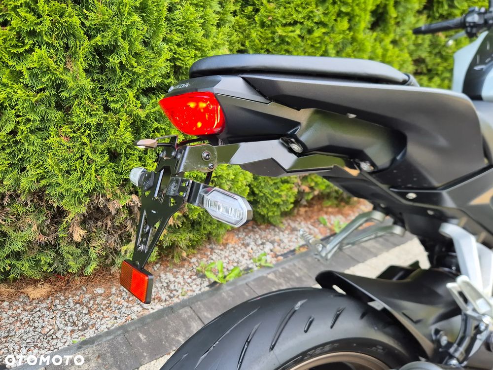 Honda CB - 13