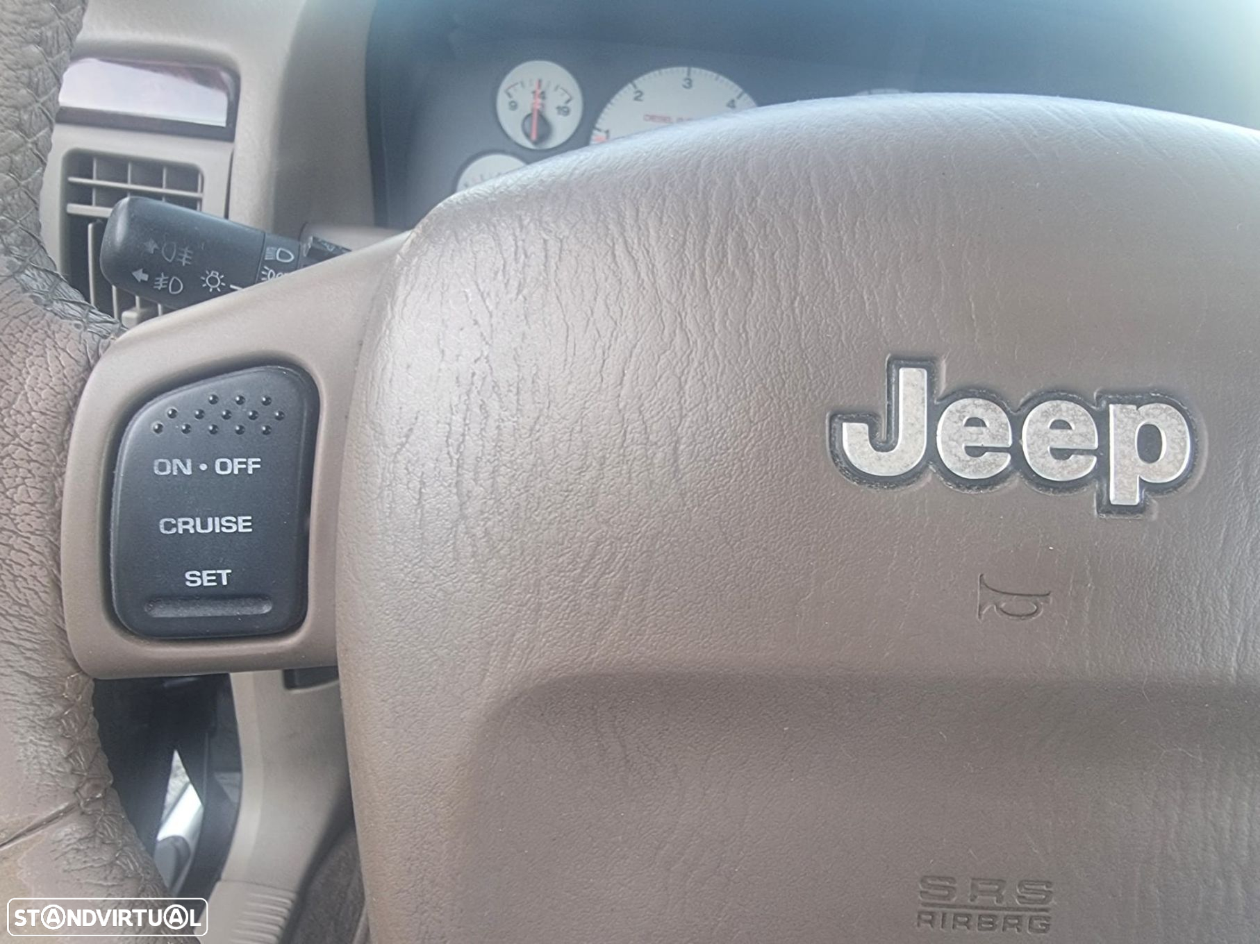Jeep Grand Cherokee 3.1 TD Laredo - 19