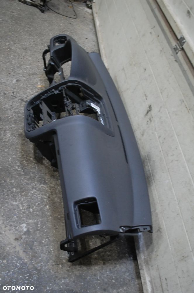 DESKA ROZDZIELCZA KOKPIT VW GOLF V JETTA 1K0 GOLF V KOMBI - 2