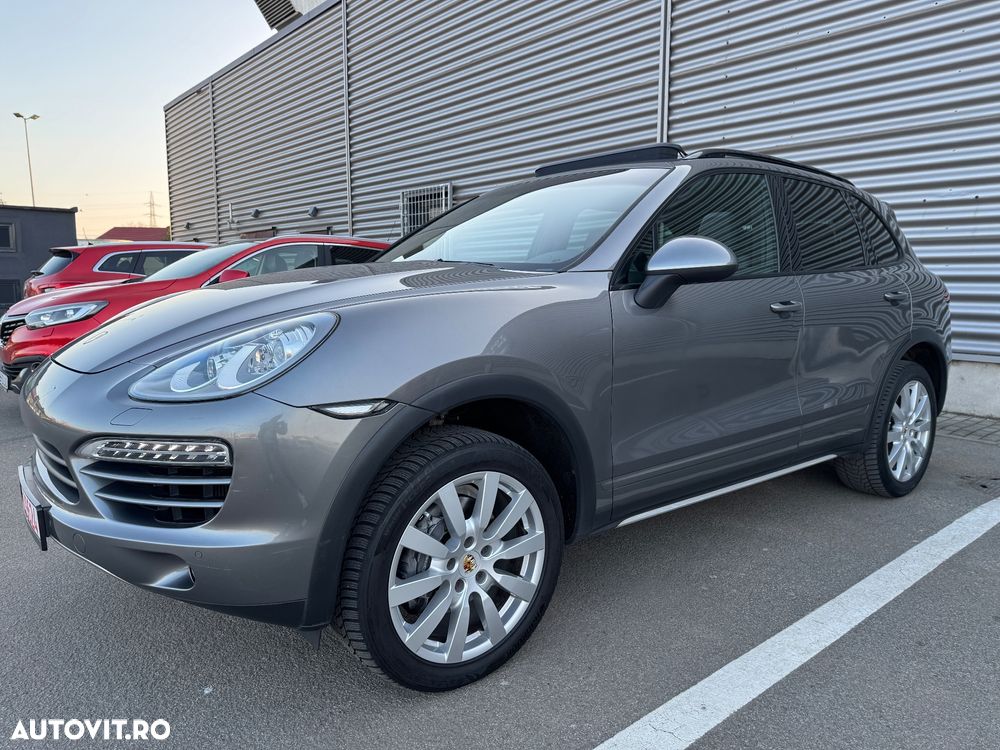 Porsche Cayenne Tiptronic S - 12