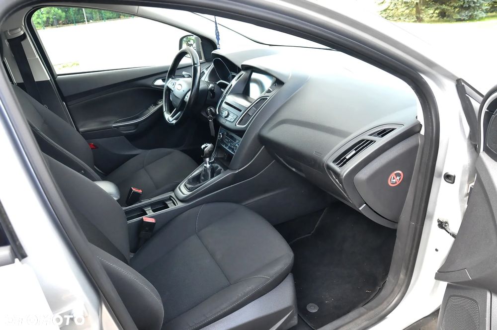 Ford Focus 1.5 TDCi DPF Start-Stopp-System Business - 28