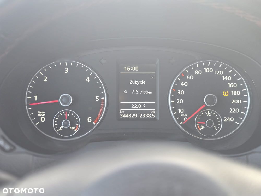 Volkswagen Sharan - 11