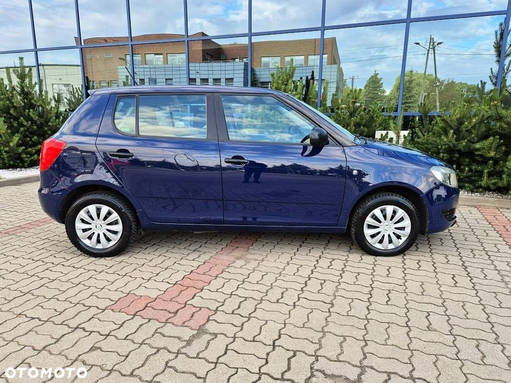 Skoda Fabia - 10