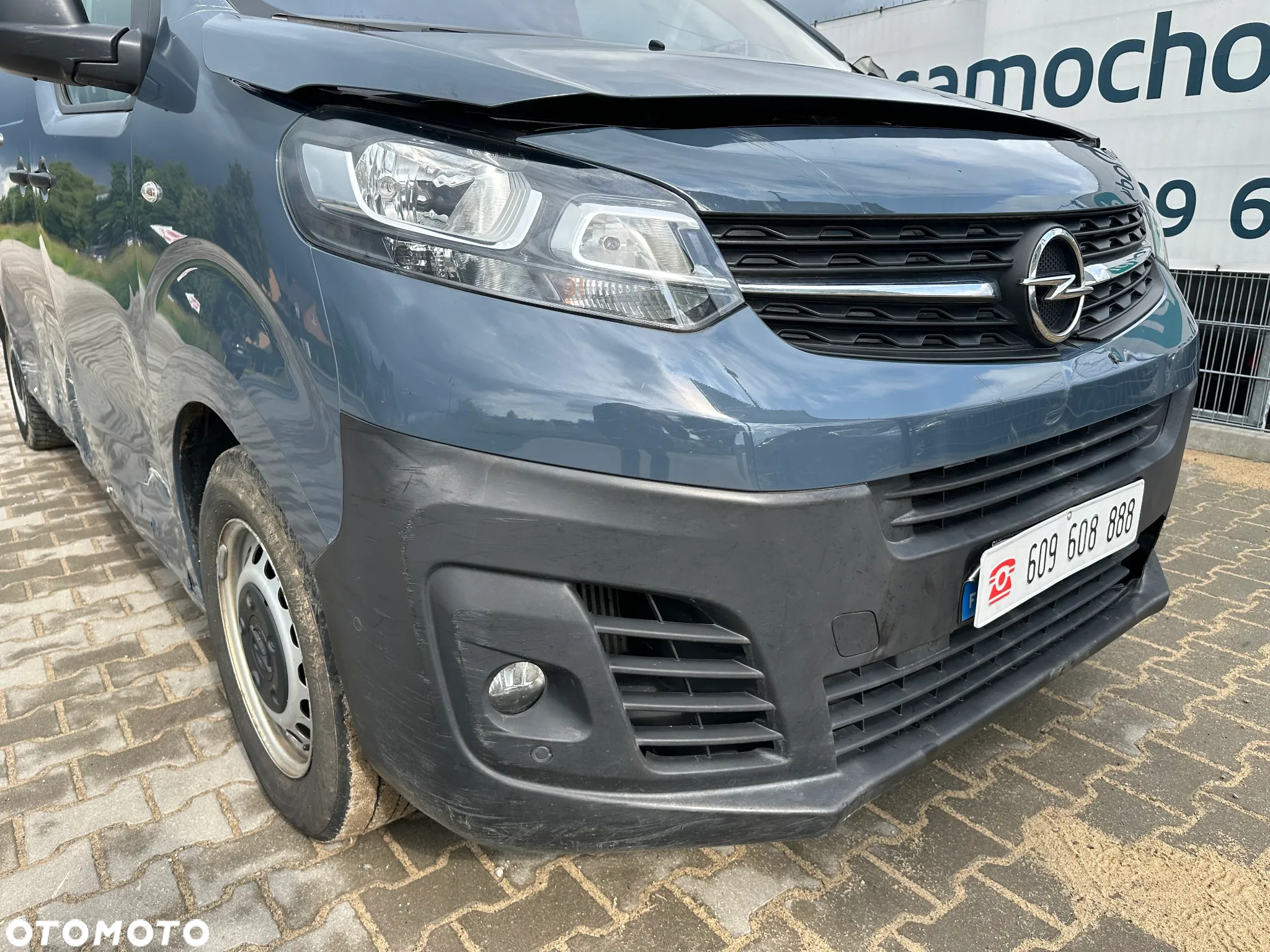 Opel Vivaro - 10