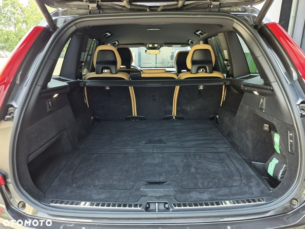 Volvo XC 90 B5 D AWD Inscription - 41
