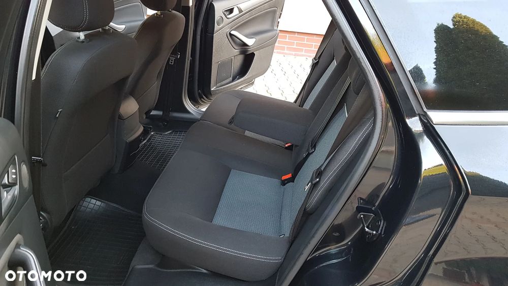 Ford Mondeo 2.0 TDCi Titanium - 25