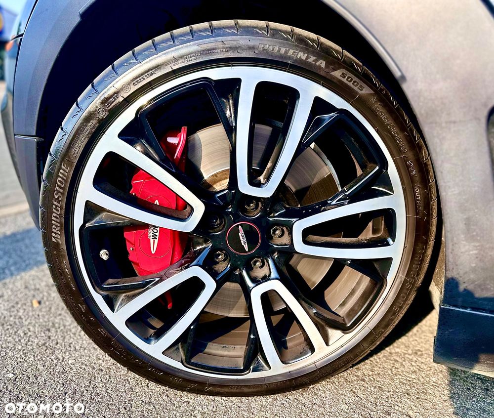 MINI John Cooper Works All4 - 12