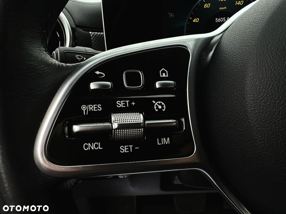 Mercedes-Benz CLA 220 d Edition 1 8G-DCT - 24