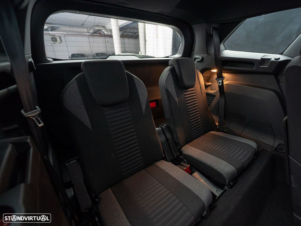 Peugeot 5008 1.5 BlueHDi Active Pack EAT8 - 41