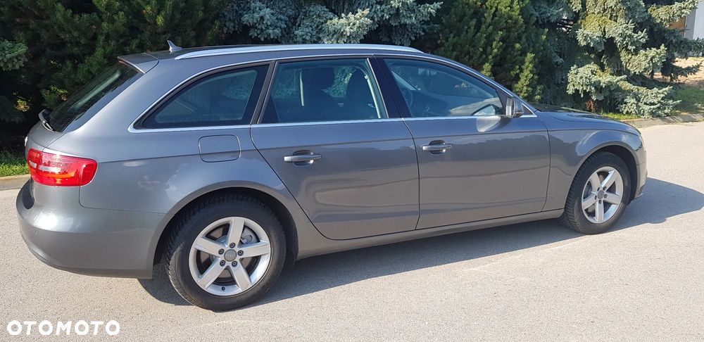 Audi A4 Avant 2.0 TDI DPF quattro Attraction - 11