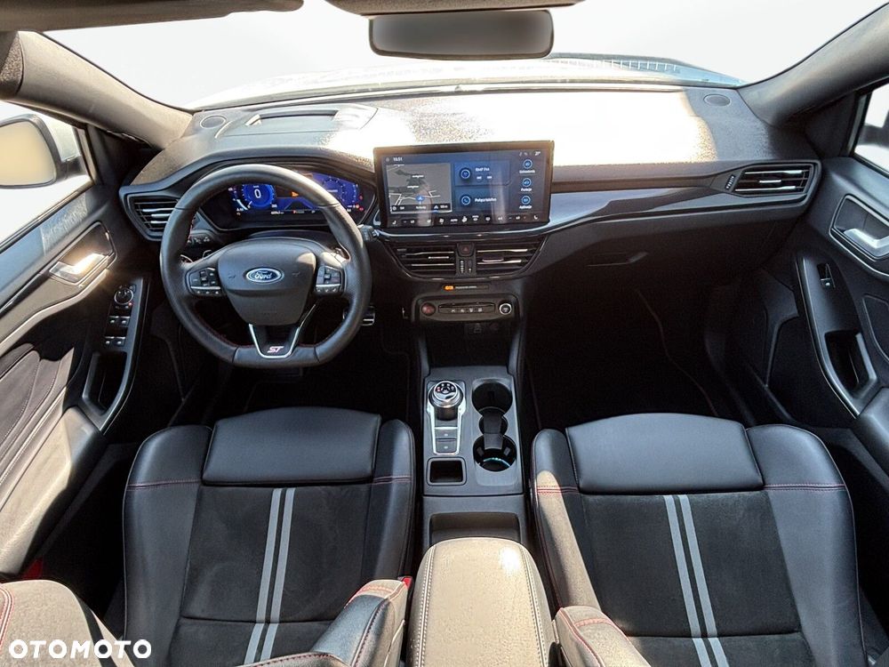 Ford Focus - 21