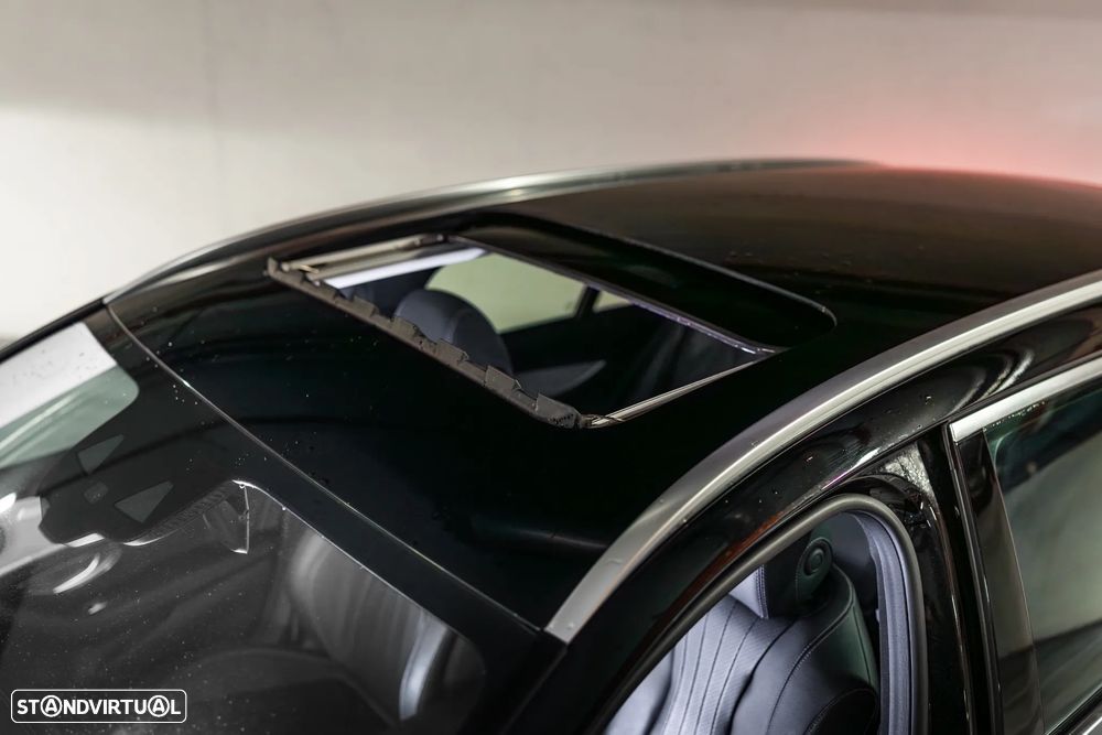 Mercedes-Benz E 300 - 8