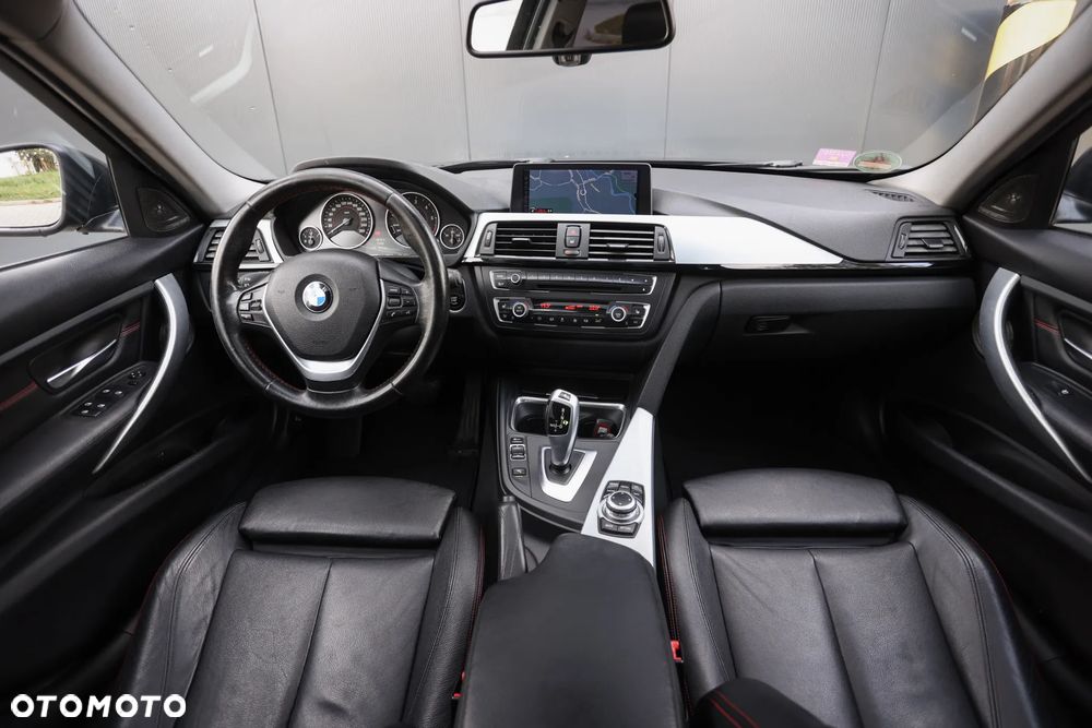 BMW Seria 3 320d Blue Performance Sport Line - 18