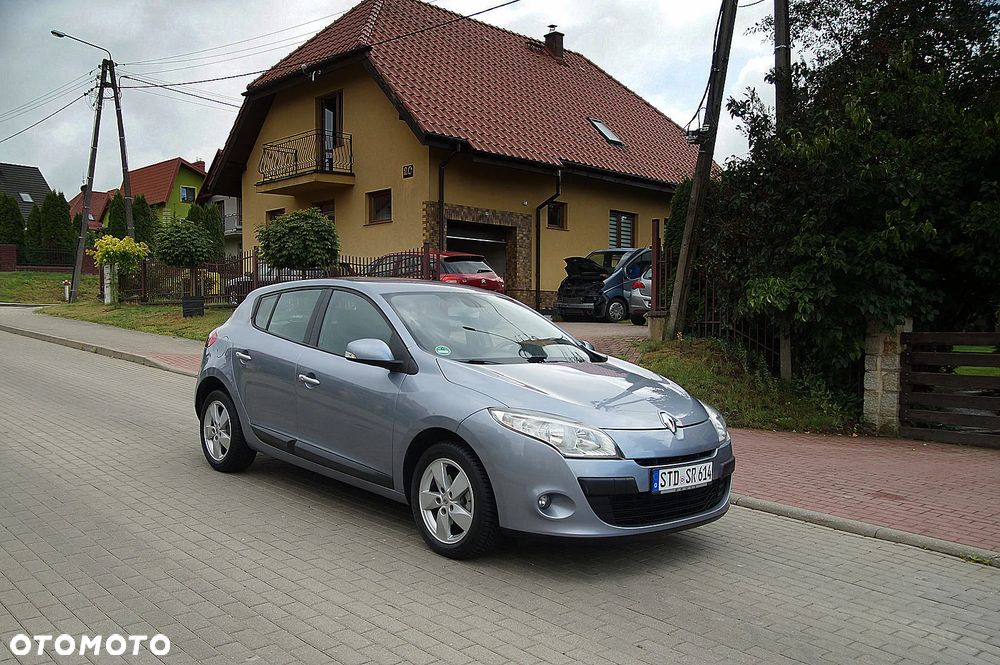 Renault Megane 1.6 16V 110 Dynamique - 9
