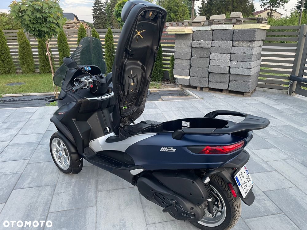 Piaggio MP-3 - 6