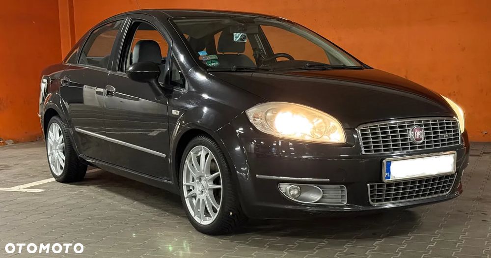 Fiat Linea 1.4 T-Jet 16V Emotion - 1