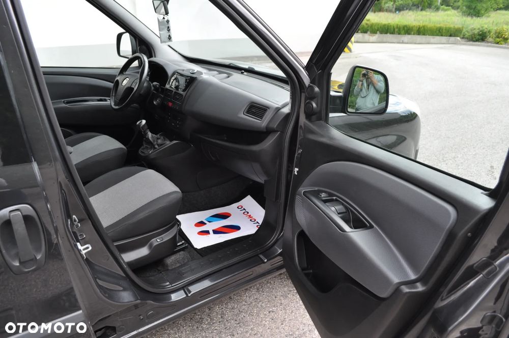 Fiat Doblo 1.4 T-Jet 16V Emotion - 13