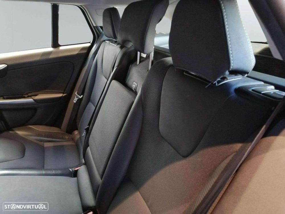 Volvo V60 - 25