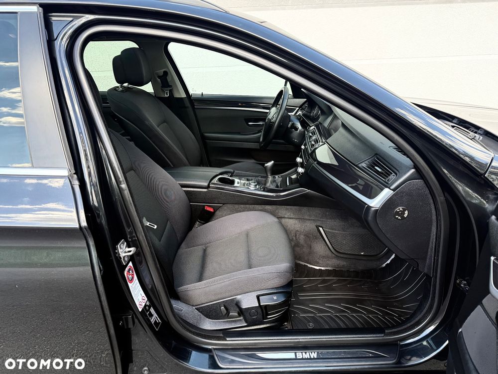 BMW Seria 5 520d Blue Performance - 5