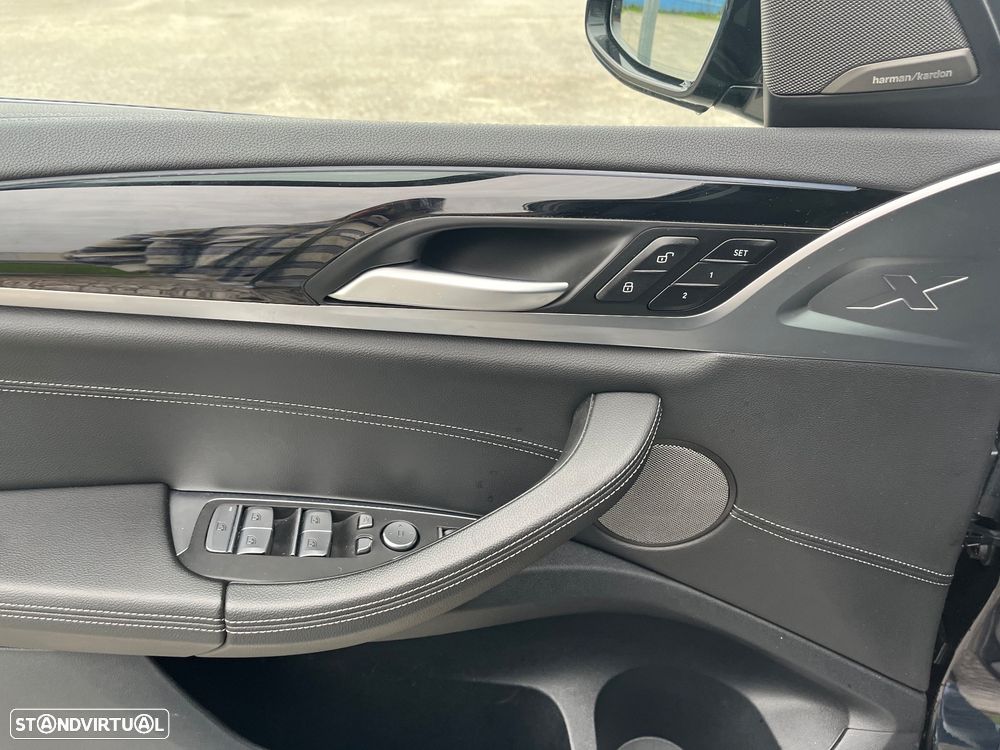 BMW iX3 Inspiring - 30