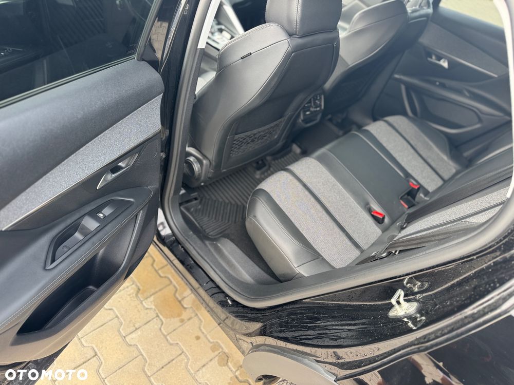 Peugeot 3008 BlueHDi 130 Stop & Start EAT8 Allure - 14