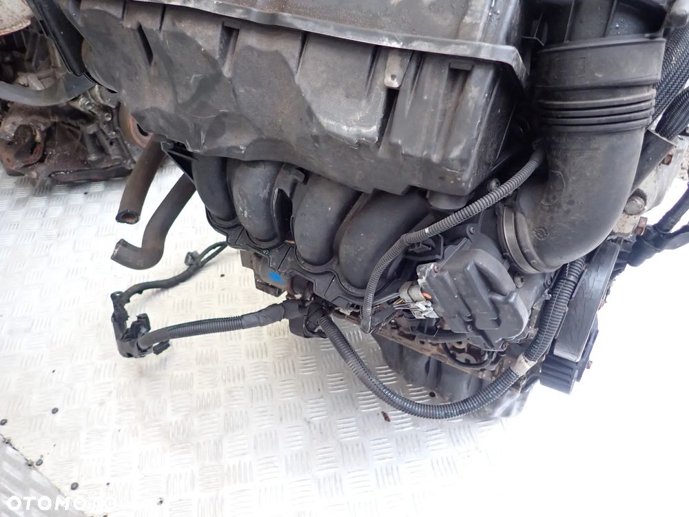 SILNIK  CITROEN DS 3  1.6 VTI  5F01 - 6