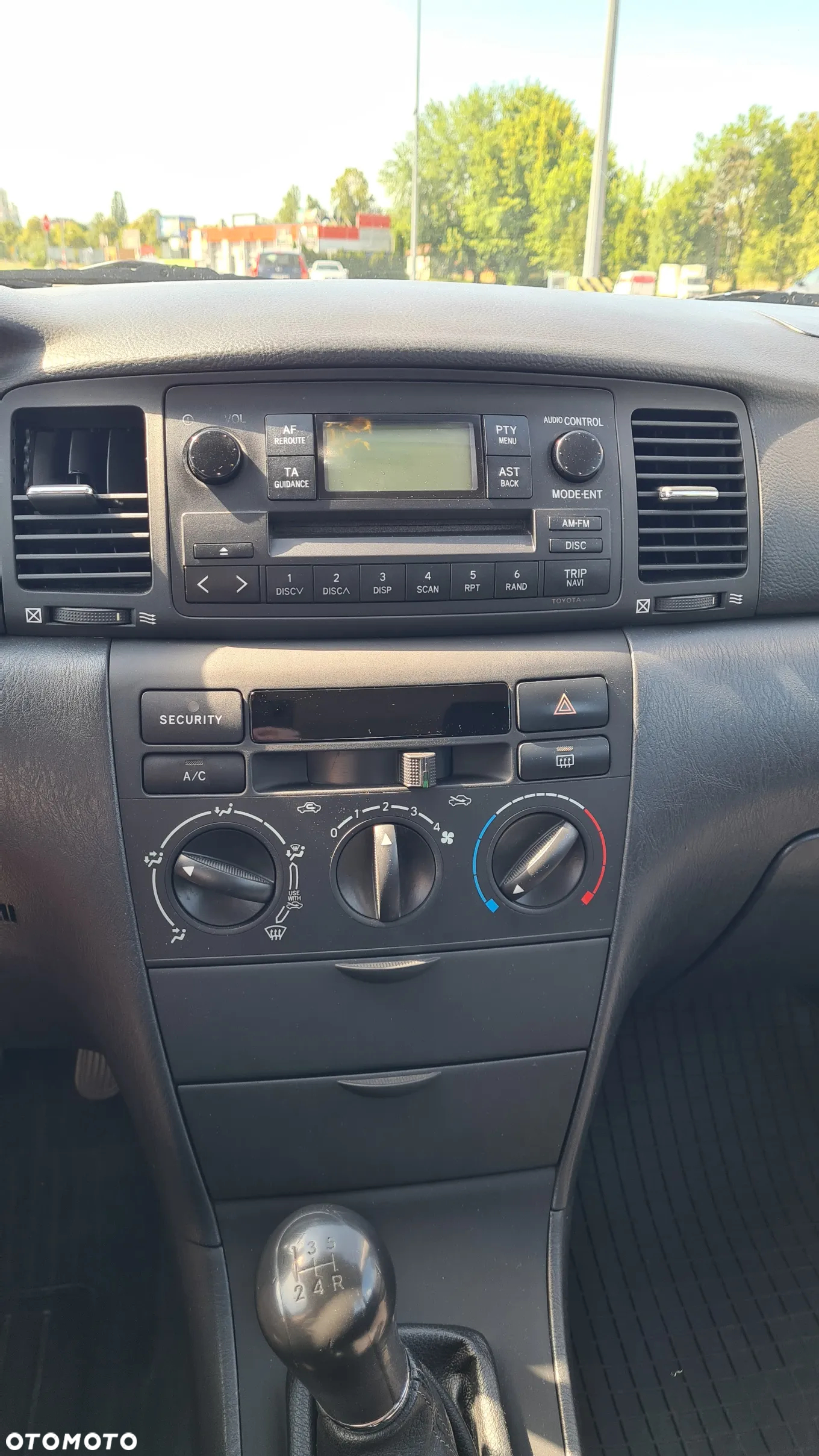 Toyota Corolla 1.4 VVT-i Base - 13