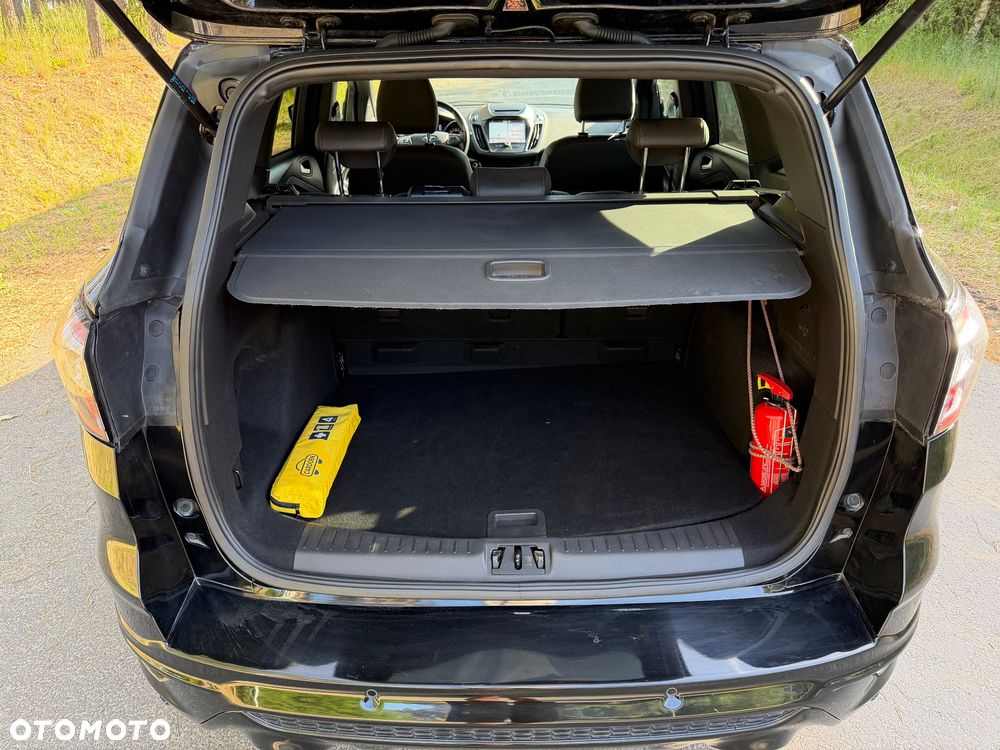 Ford Kuga 1.5 EcoBoost 2x4 ST-Line - 18