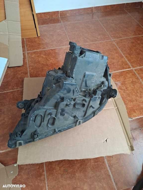 Far dreapta Mercedes ML W164 original Europa - 4