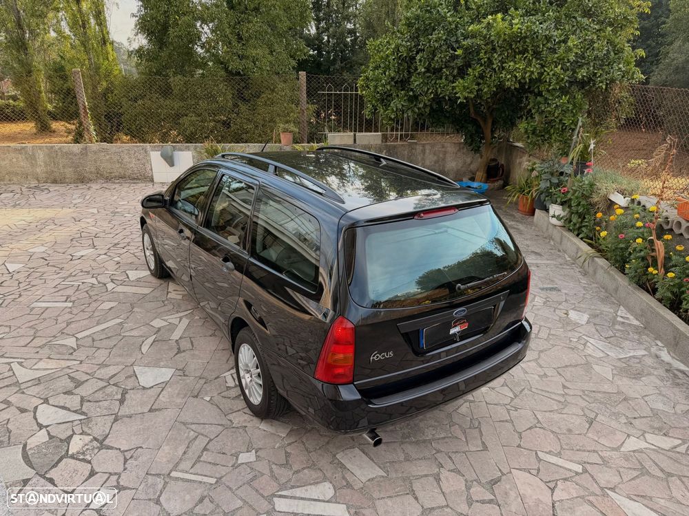 Ford Focus 1.4 Comfort - 9