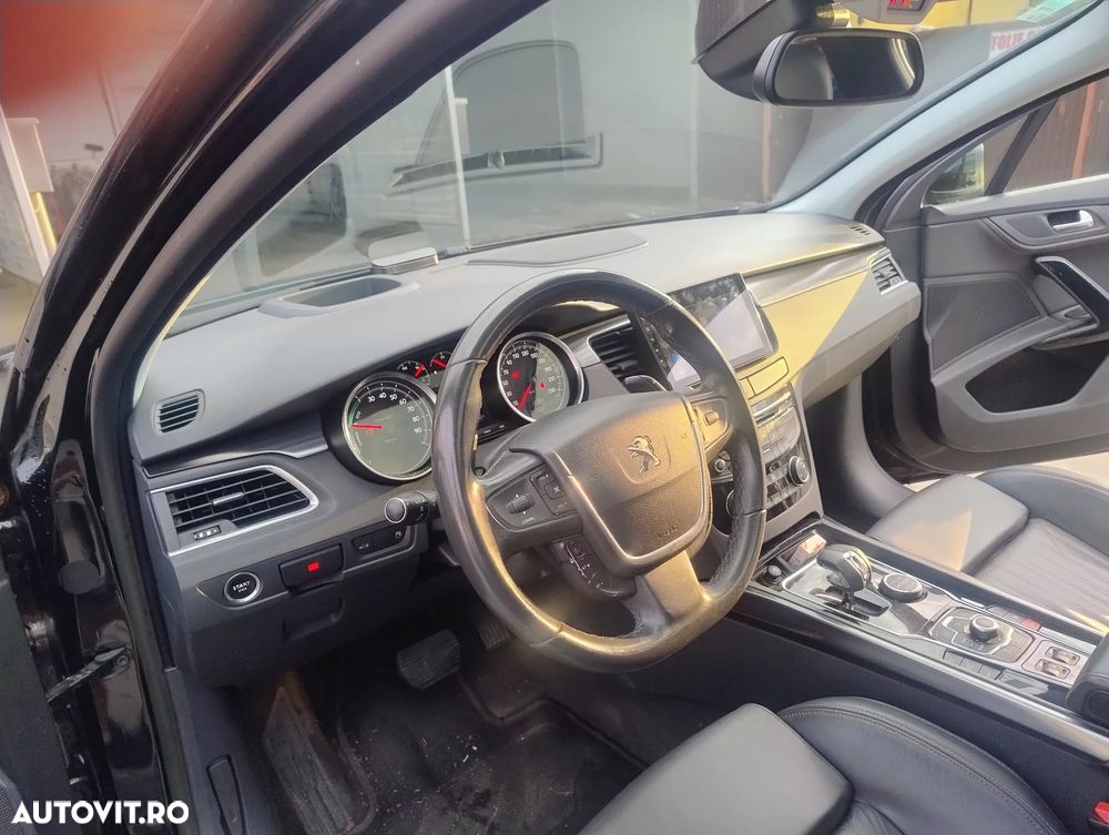 Peugeot 508 RXH Hybrid - 12