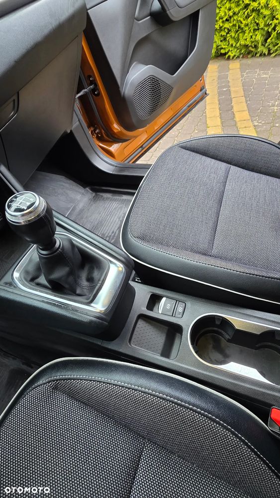 Renault Captur TCe 100 INTENS - 18