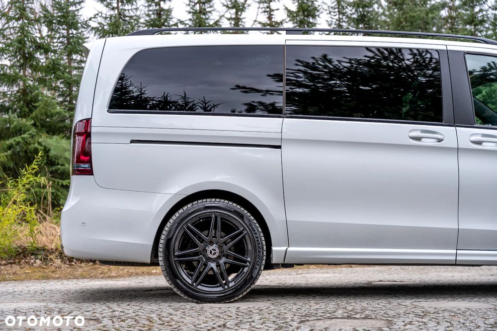 Mercedes-Benz Klasa V 300 d 4-Matic Avantgarde 9G-Tronic - 16