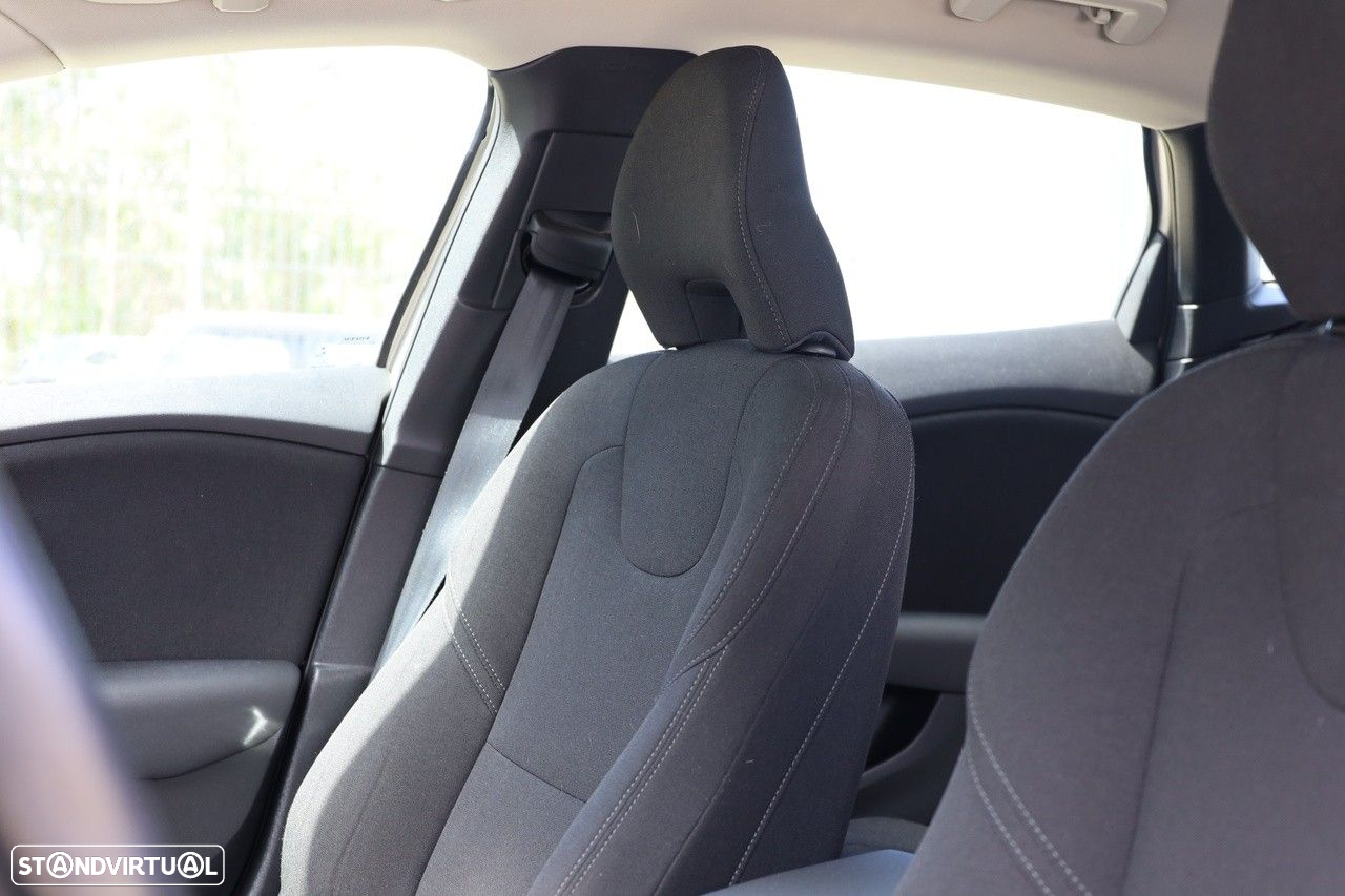 Volvo V40 2.0 D2 Kinetic - 3