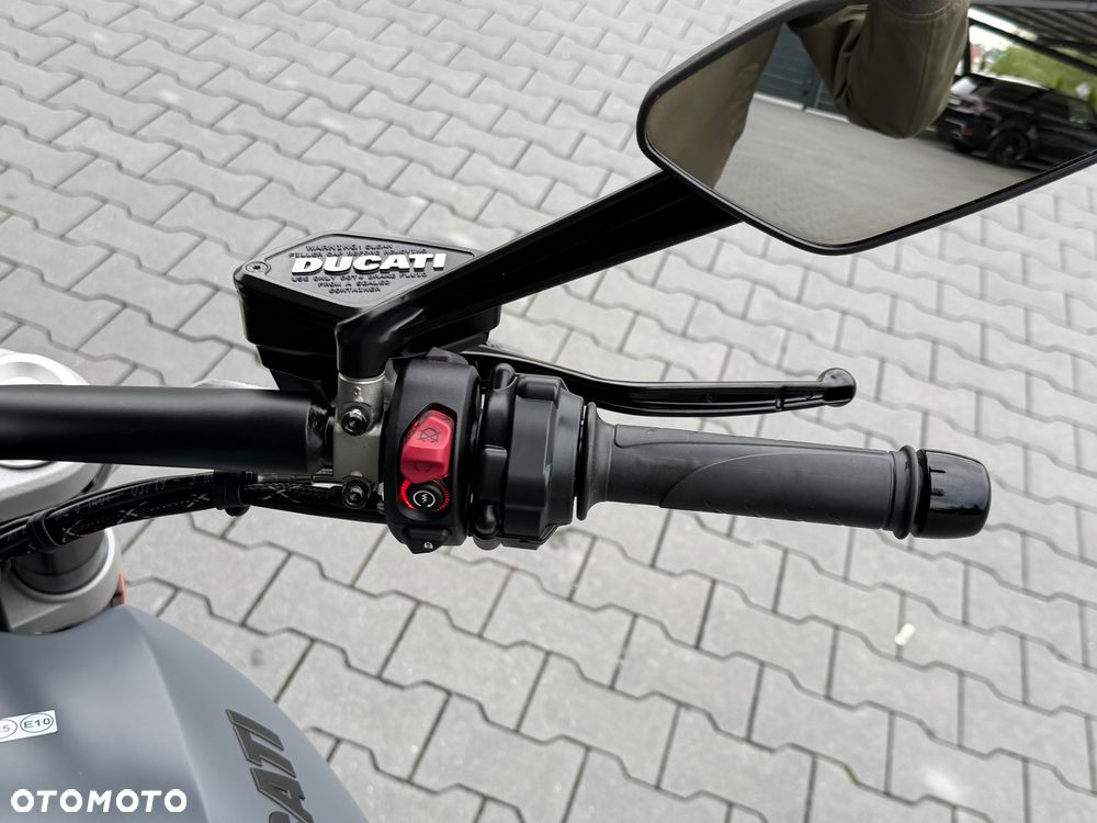 Ducati Diavel - 25