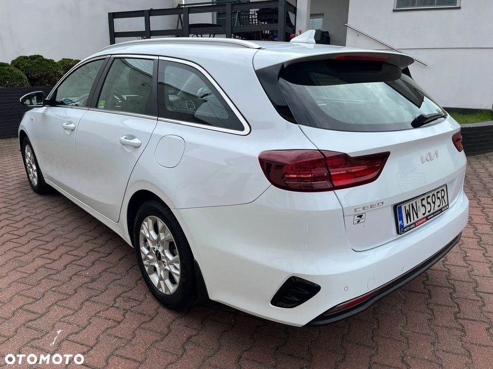 Kia Ceed 1.5 T-GDI M - 6