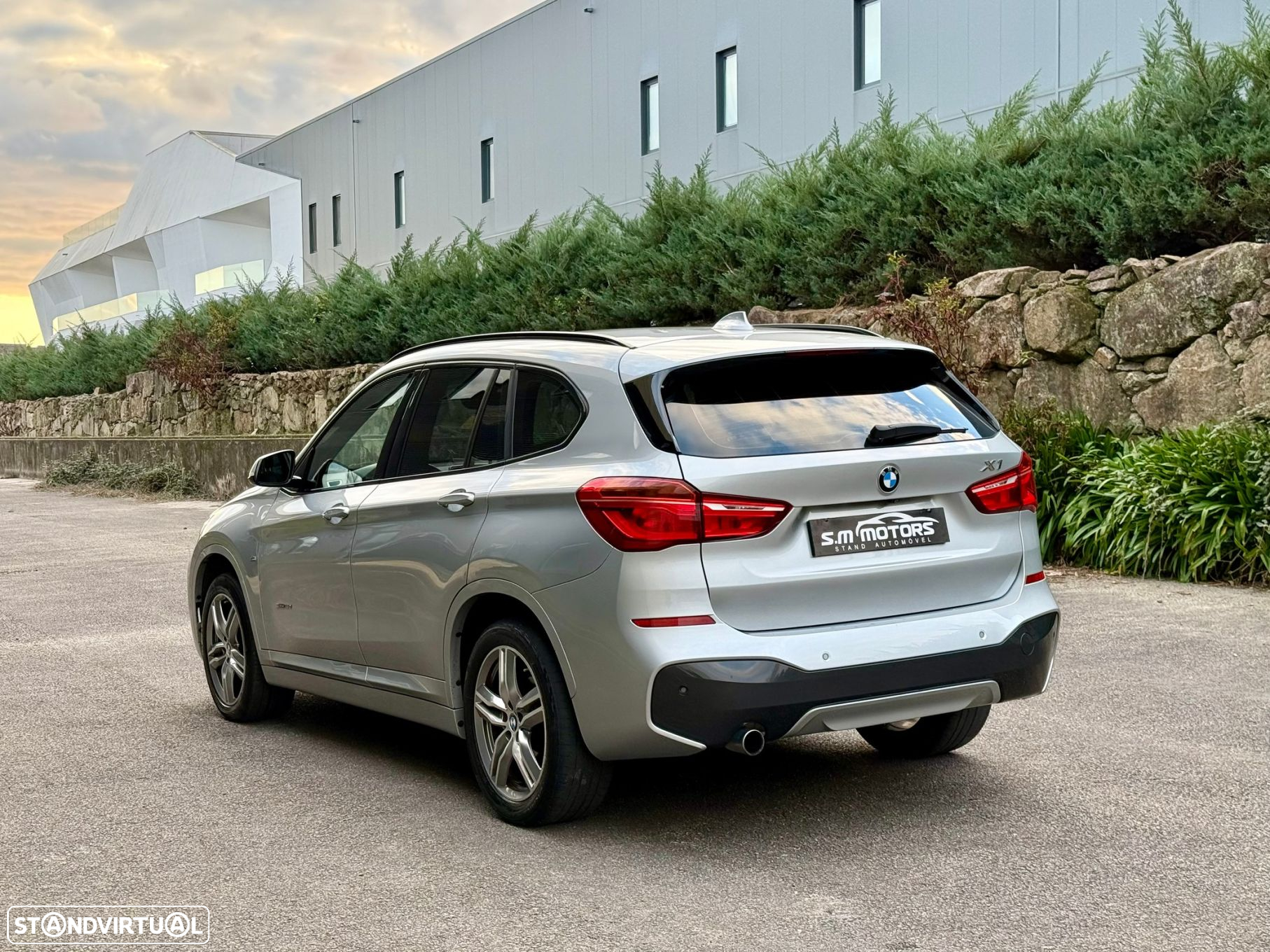 BMW X1 18 d sDrive Auto Pack M - 6