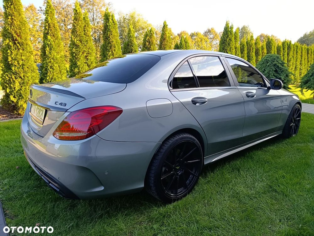 Mercedes-Benz Klasa C 450 AMG 4-Matic 7G-TRONIC - 2